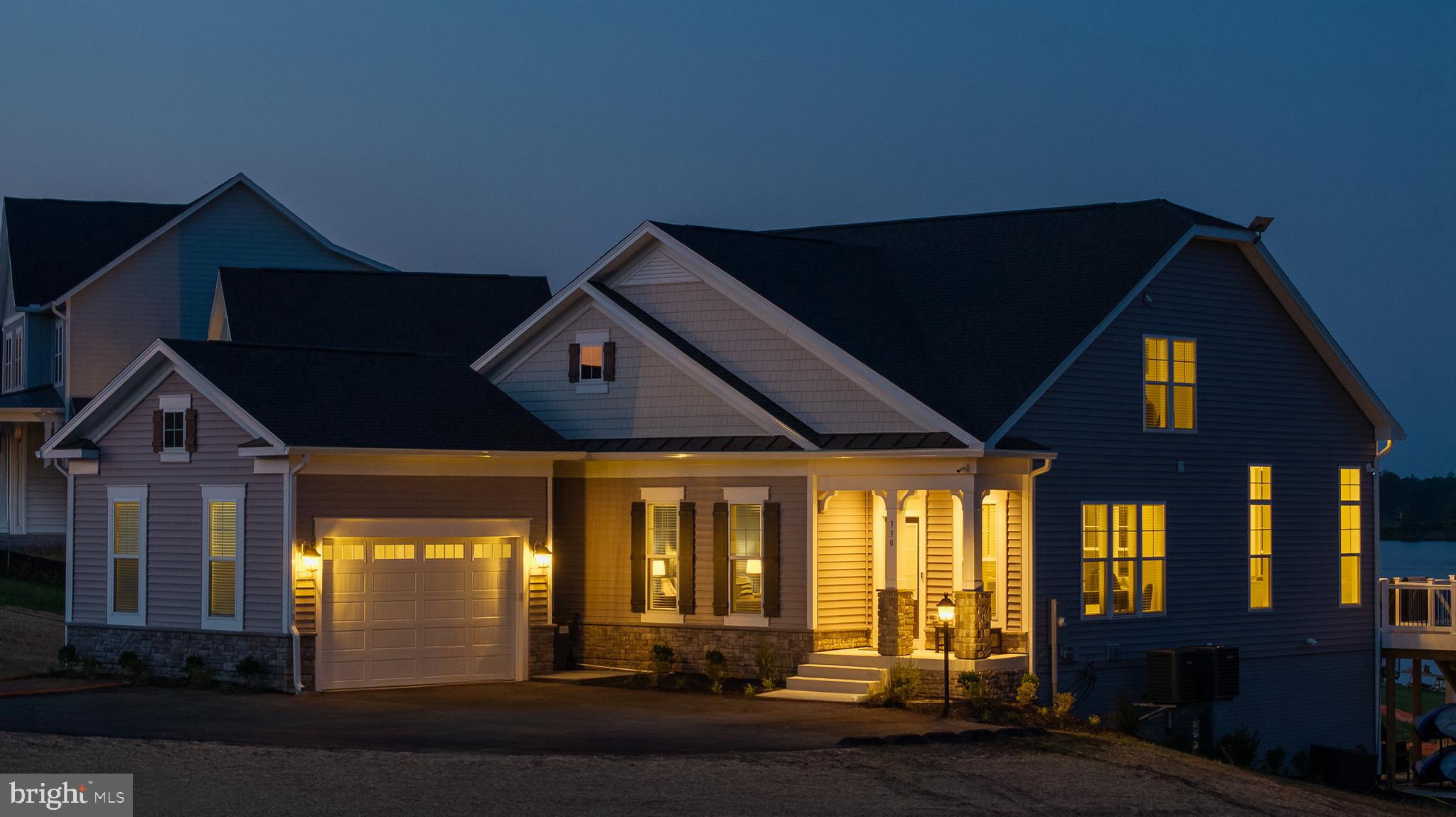 ROCK ISLAND LANDING - Residential