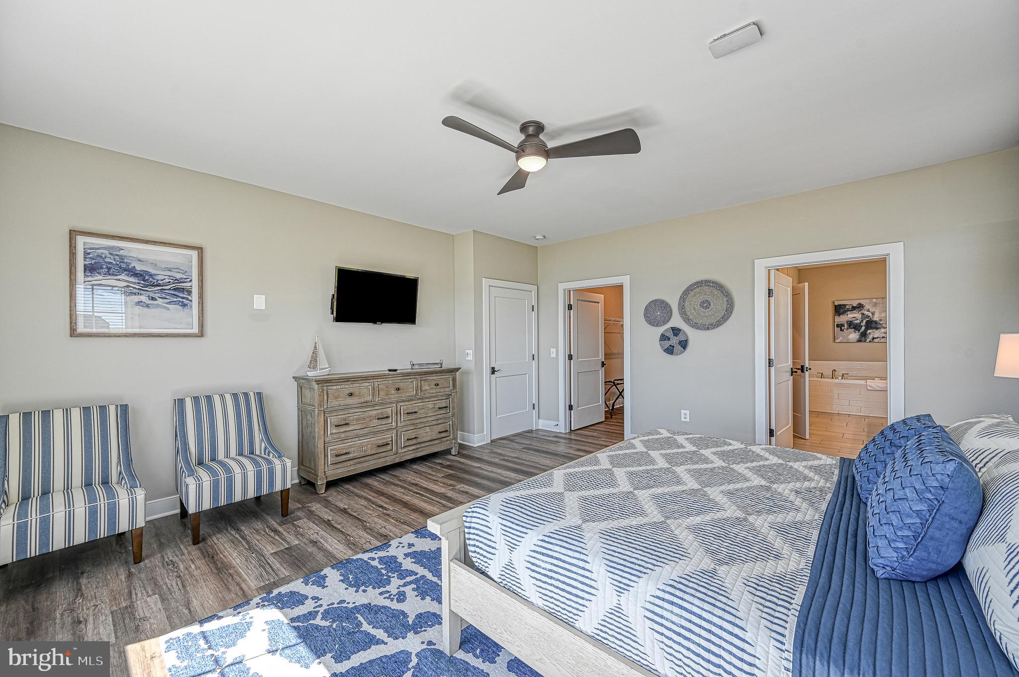 ROCK ISLAND LANDING - Residential