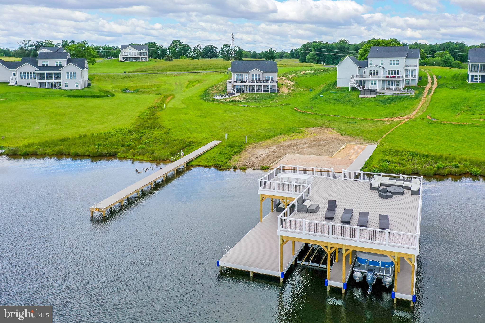 ROCK ISLAND LANDING - Residential