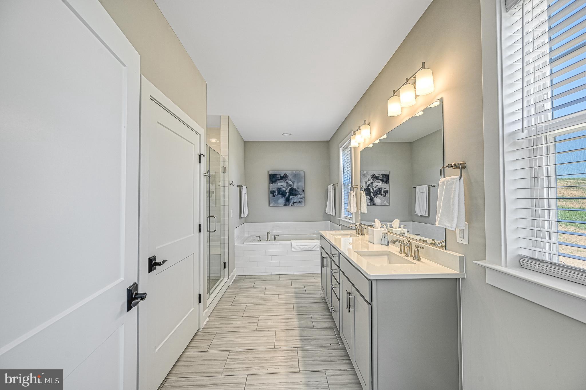 ROCK ISLAND LANDING - Residential