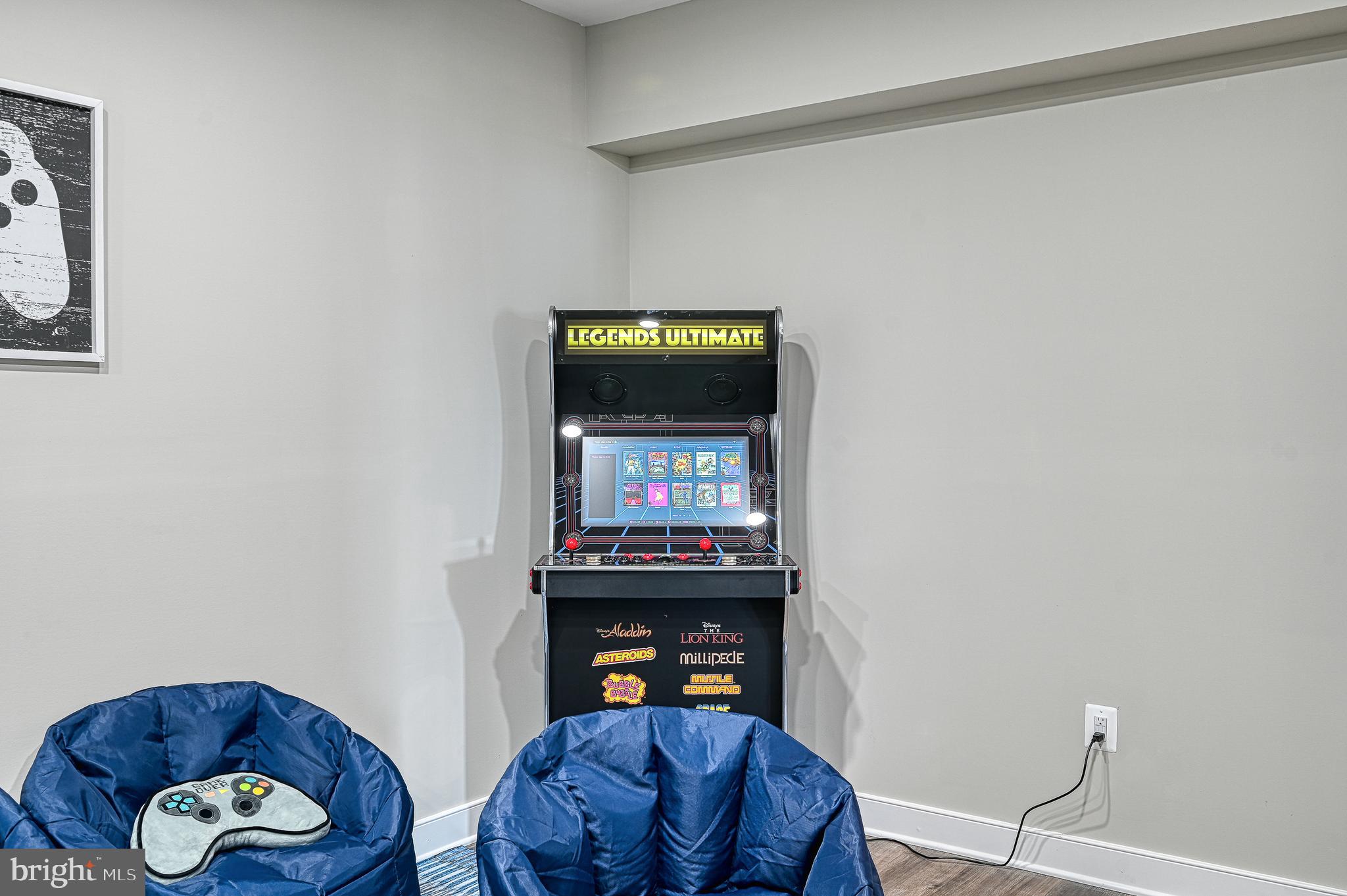 ROCK ISLAND LANDING - Residential