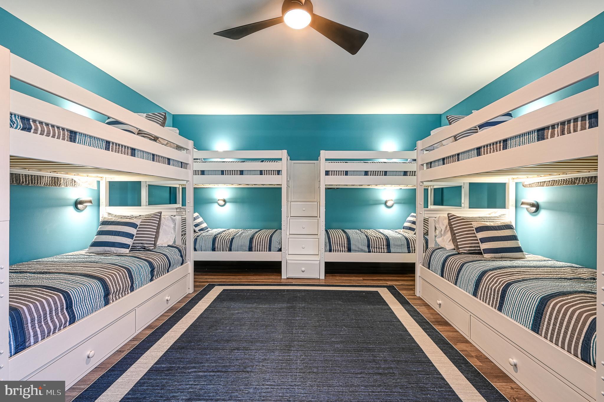 ROCK ISLAND LANDING - Residential