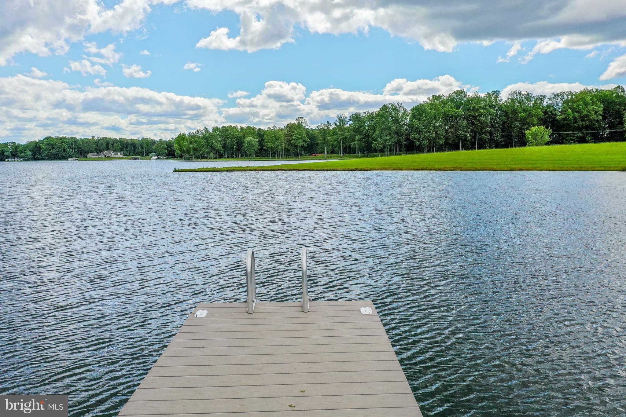 ROCK ISLAND LANDING - Residential