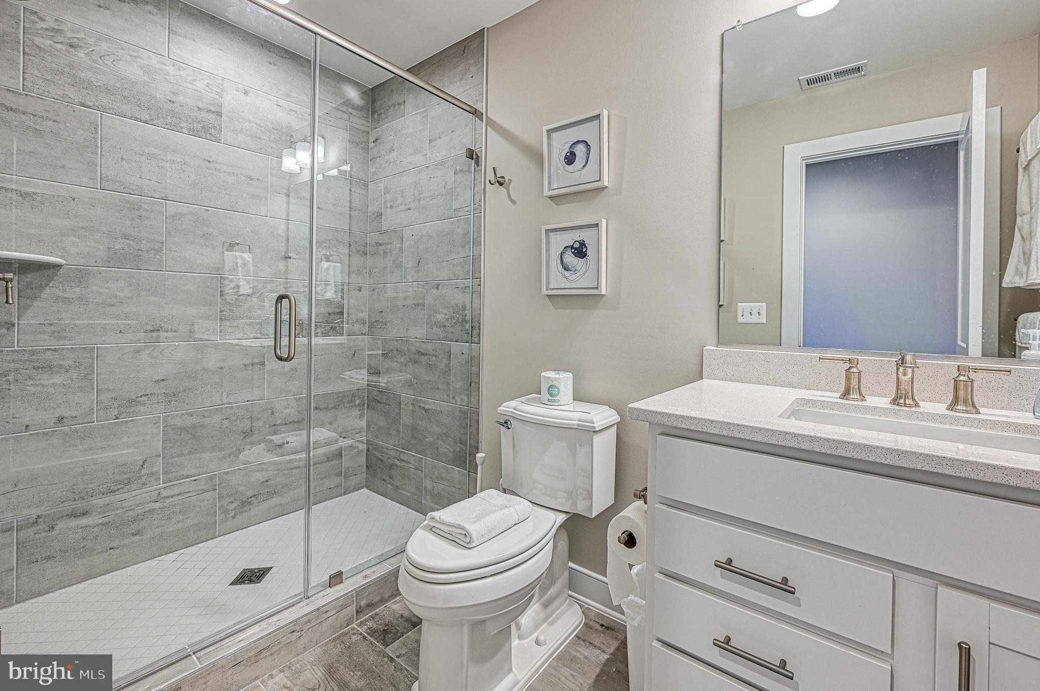 ROCK ISLAND LANDING - Residential