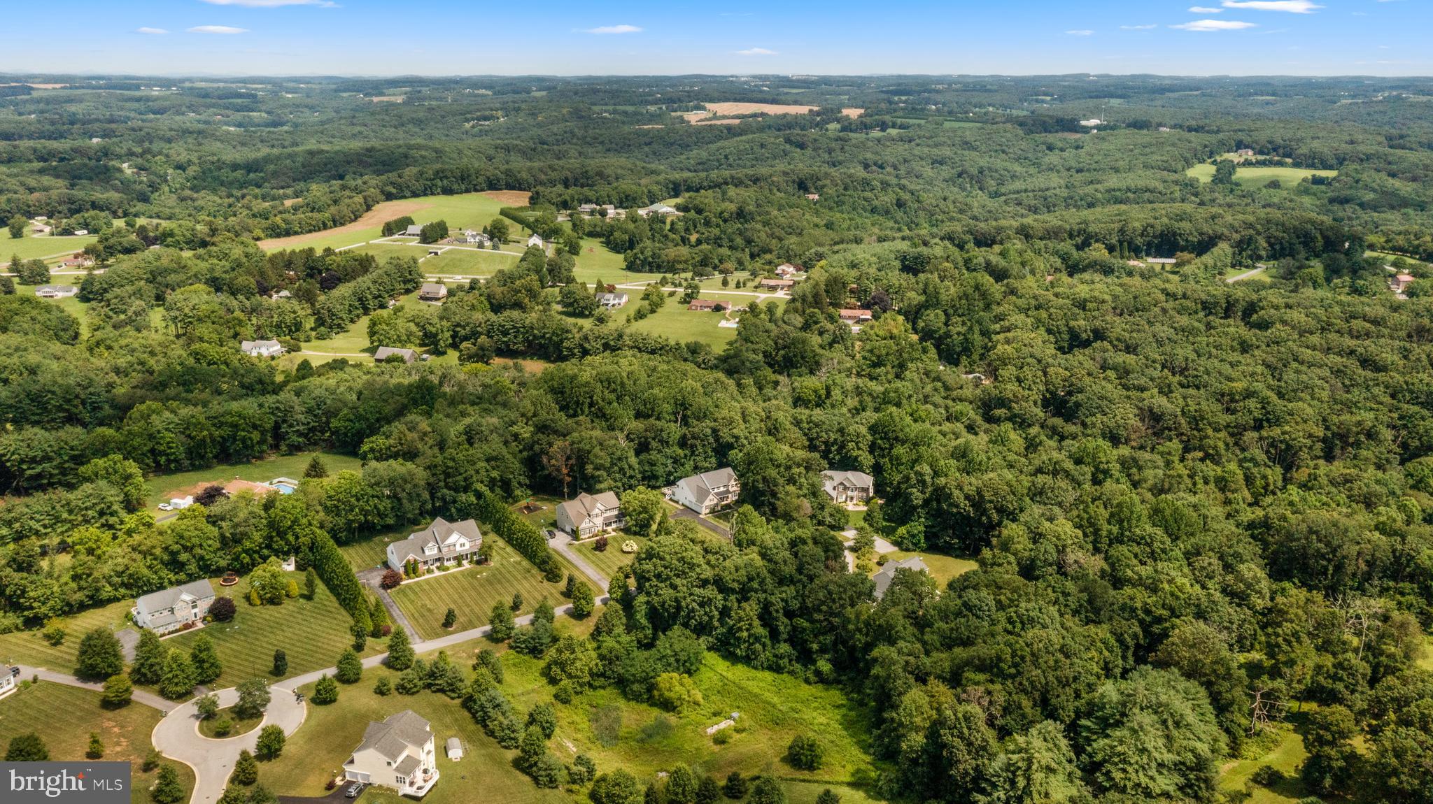 MIDDLETOWN  MANOR - Residential