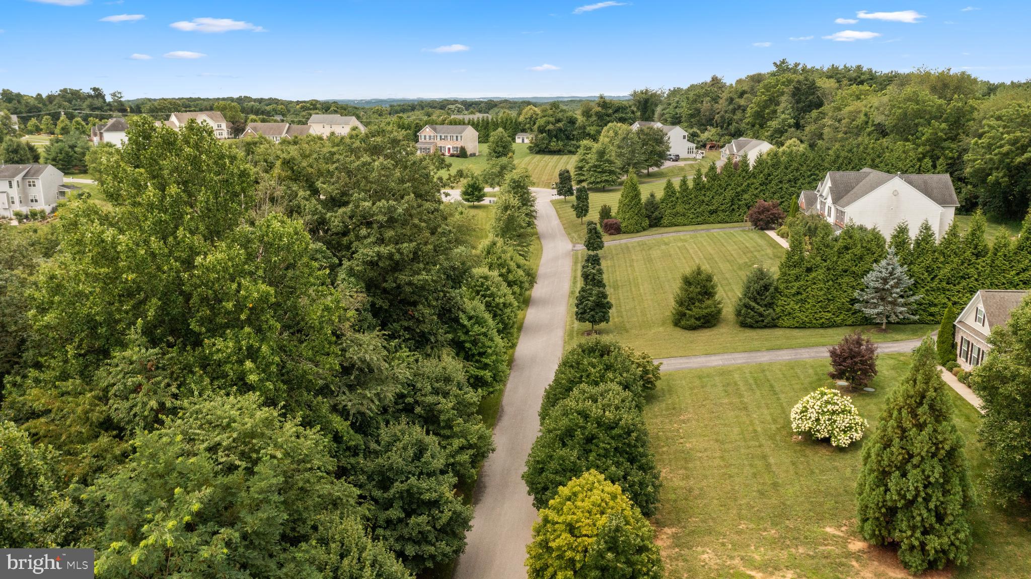 MIDDLETOWN  MANOR - Residential