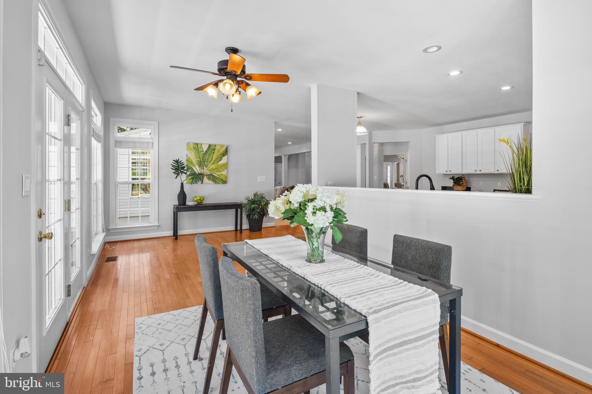 MIDDLETOWN  MANOR - Residential