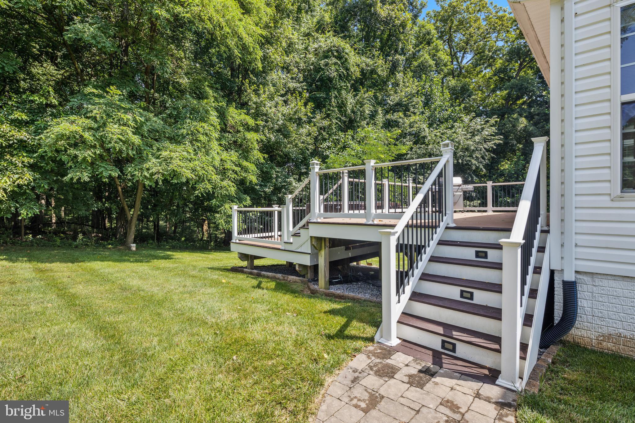 MIDDLETOWN  MANOR - Residential