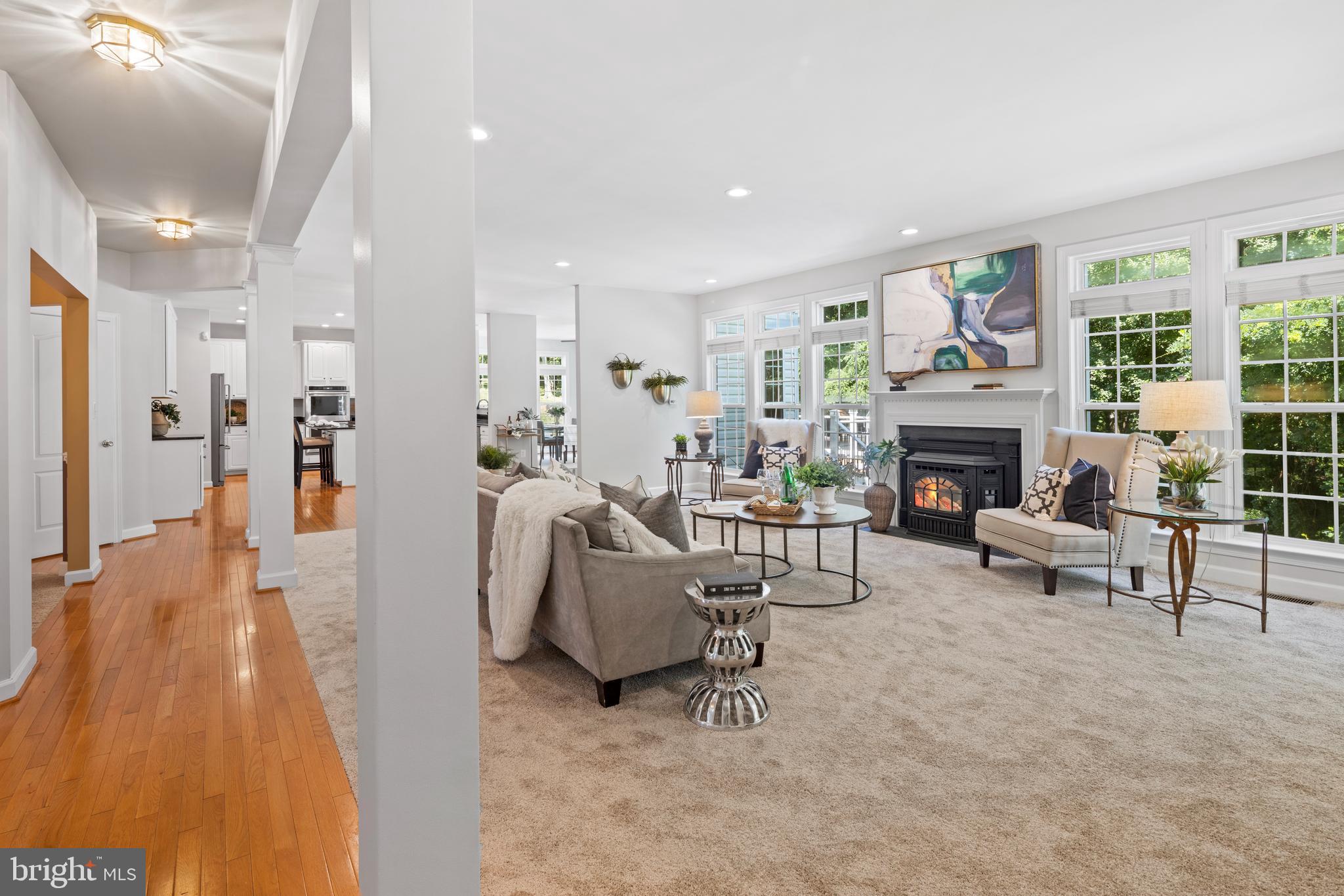 MIDDLETOWN  MANOR - Residential