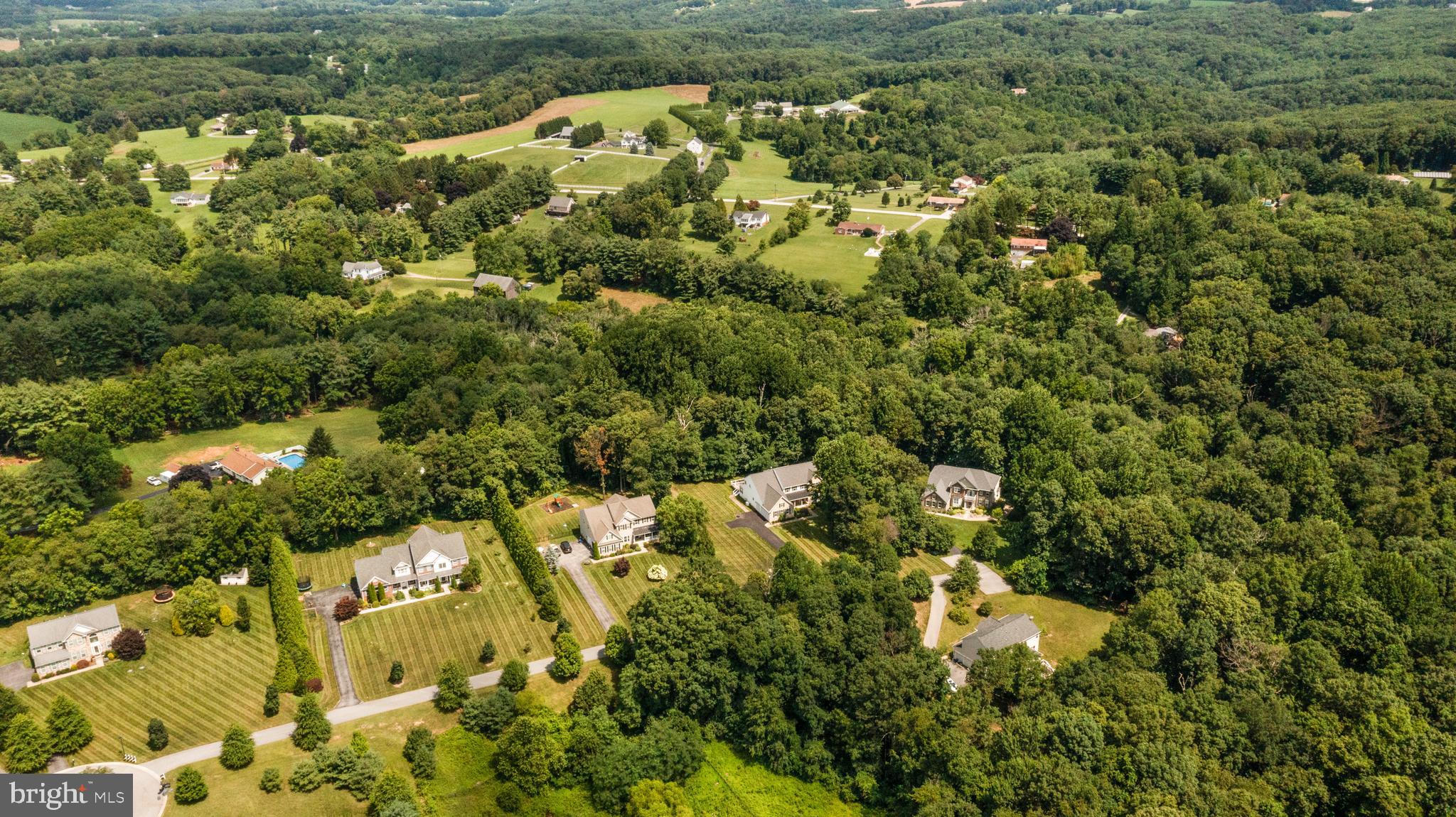 MIDDLETOWN  MANOR - Residential