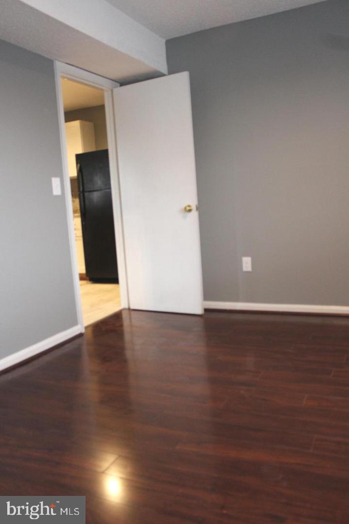 THE TIERS OF LAUREL LAKE - Residential Lease