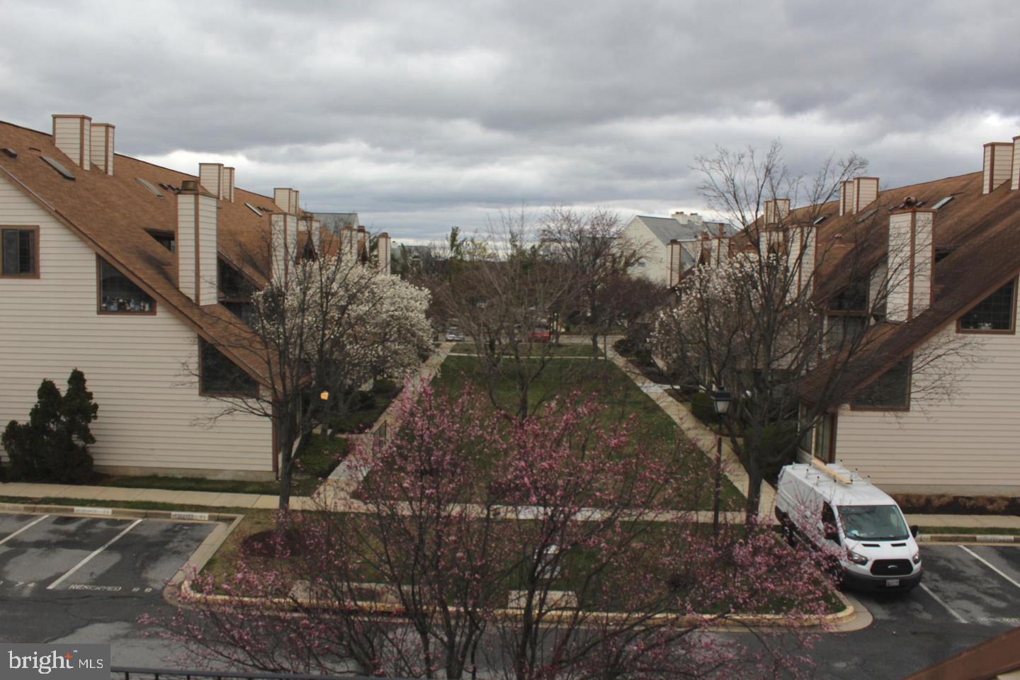 THE TIERS OF LAUREL LAKE - Residential Lease