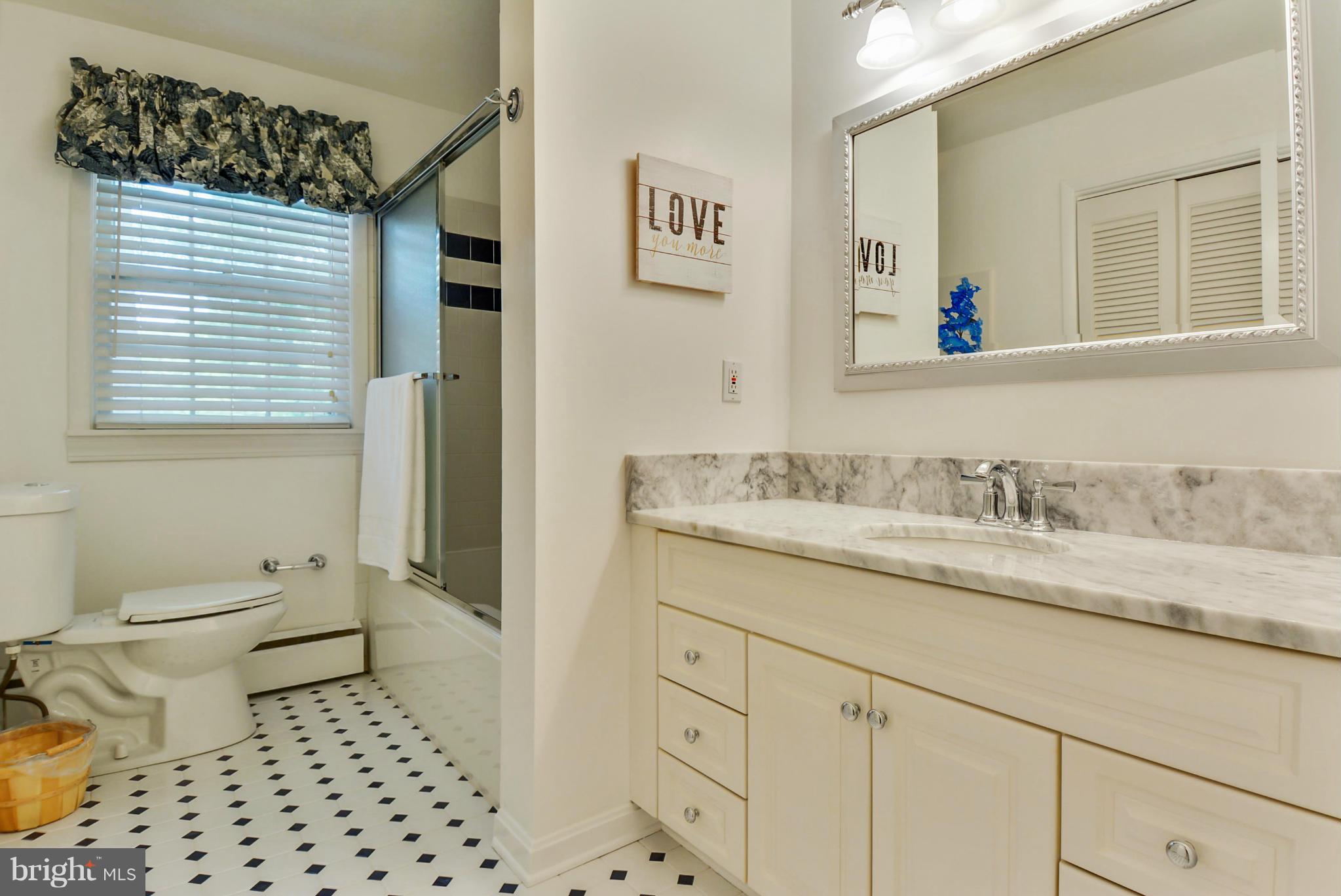 DULANEY FOREST - Residential