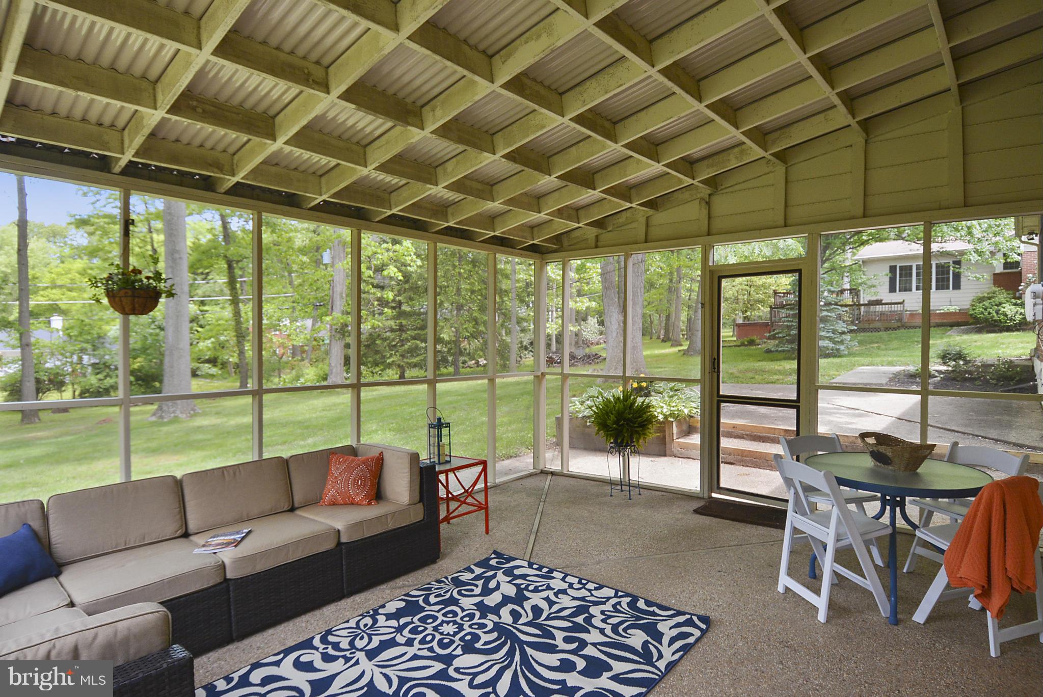 DULANEY FOREST - Residential