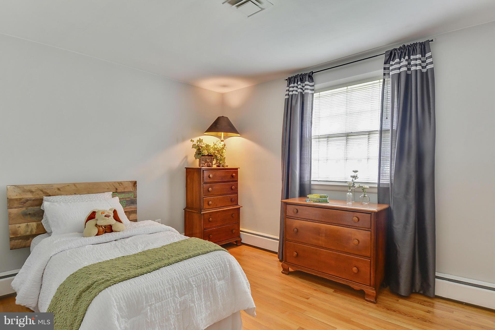 DULANEY FOREST - Residential