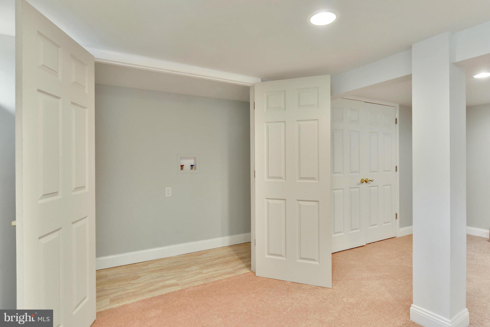 DULANEY FOREST - Residential