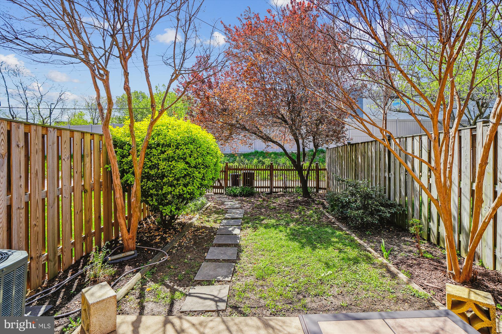 KENWOOD TOWERS - Residential