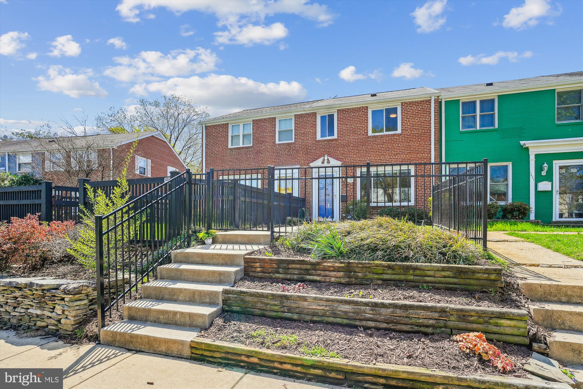 KENWOOD TOWERS - Residential