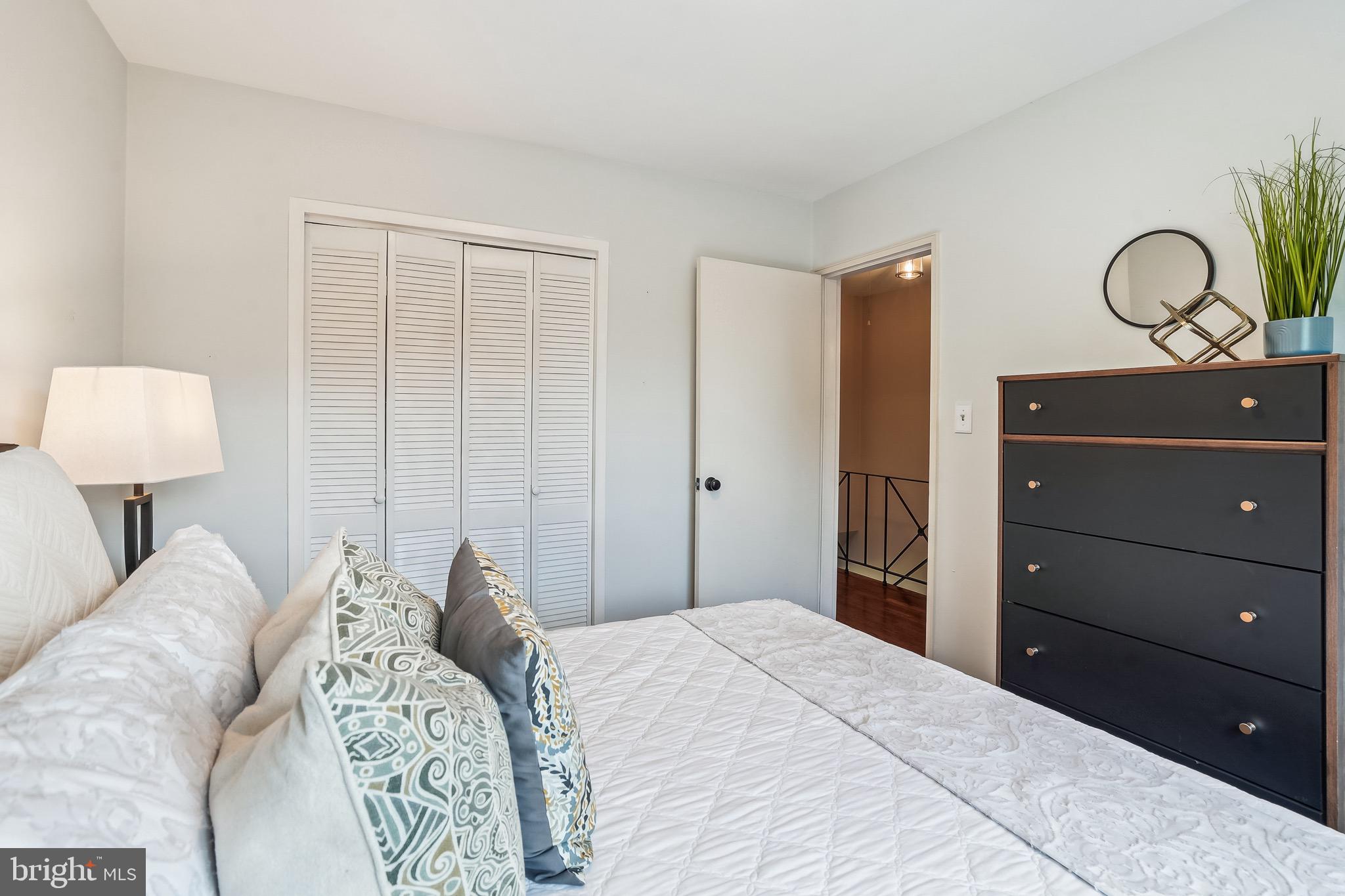 KENWOOD TOWERS - Residential