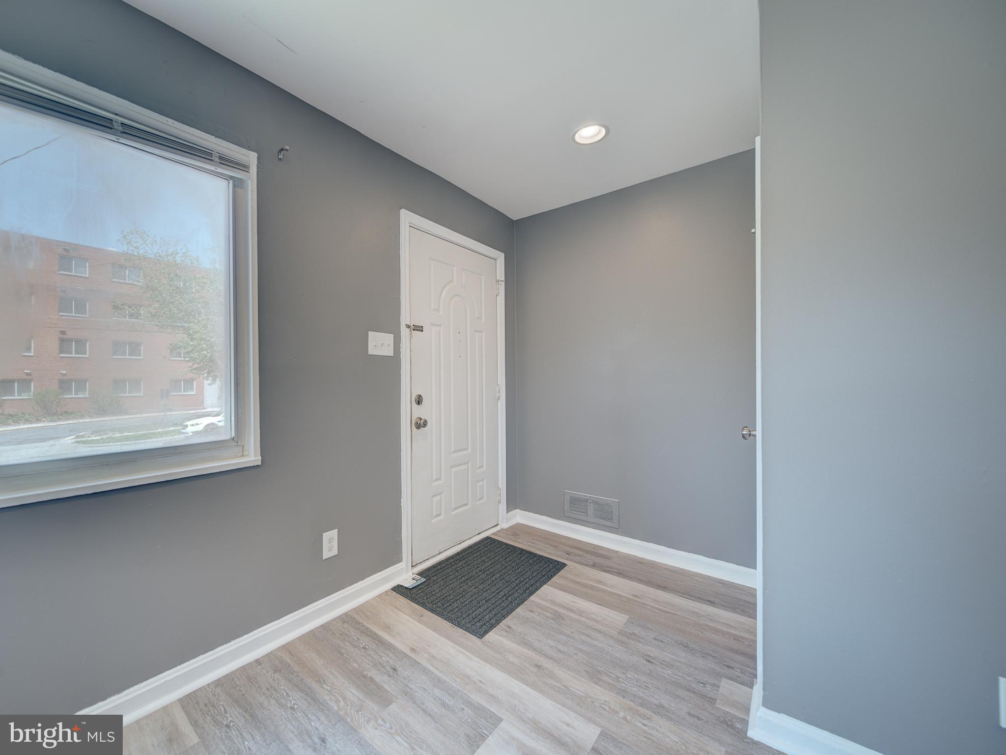 HILLCREST HEIGHTS - Residential Lease