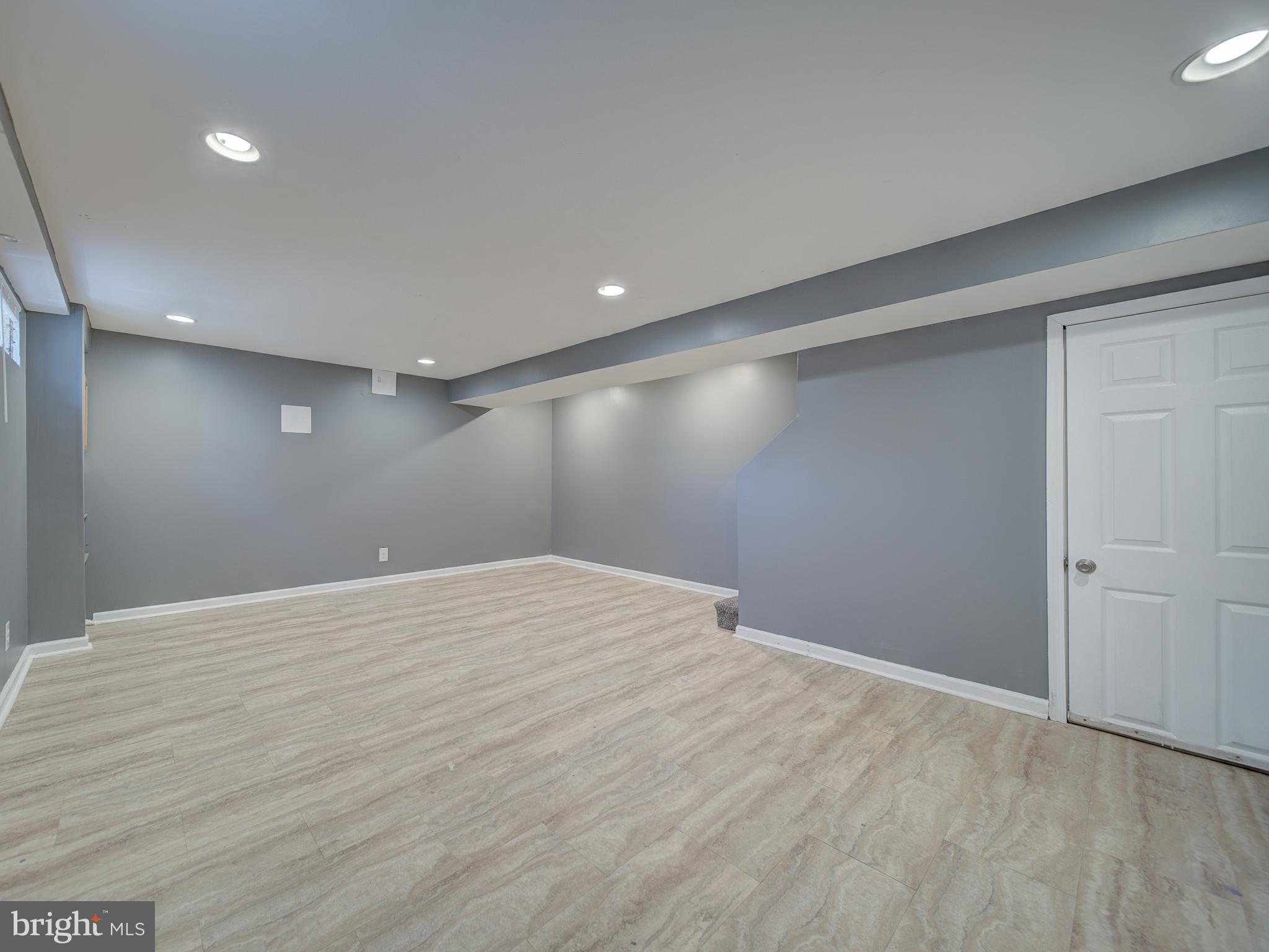 HILLCREST HEIGHTS - Residential Lease