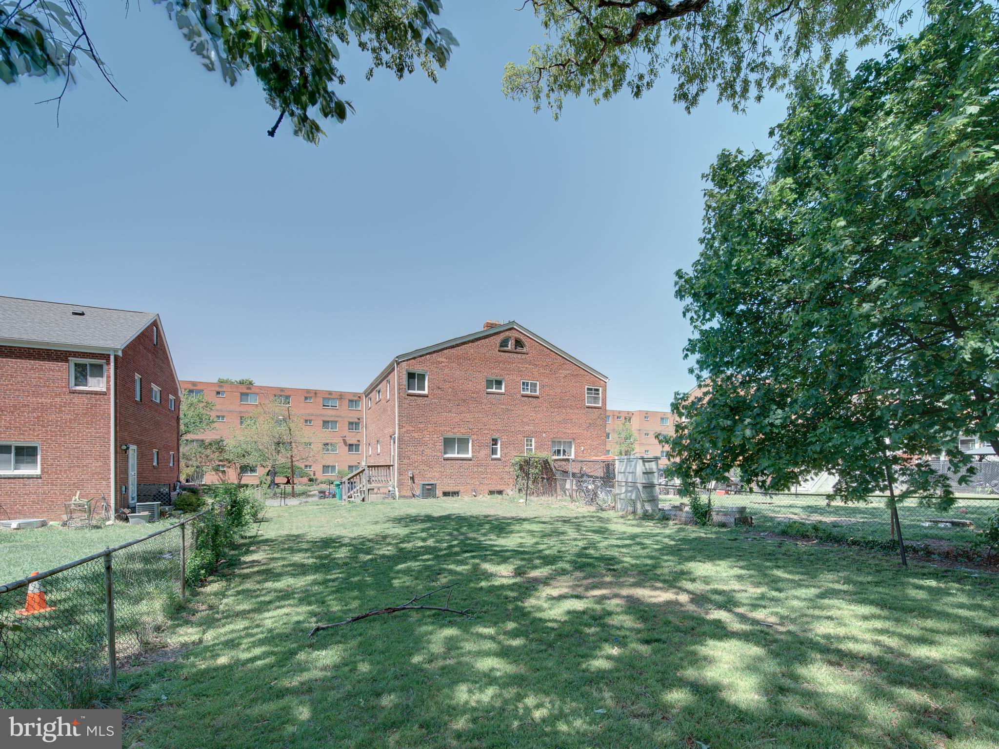 HILLCREST HEIGHTS - Residential Lease