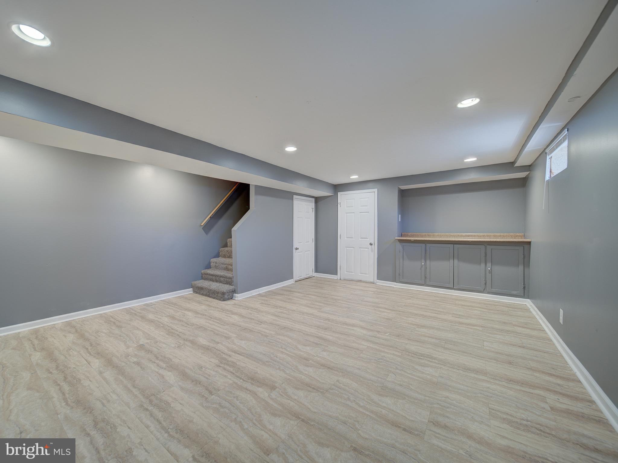 HILLCREST HEIGHTS - Residential Lease