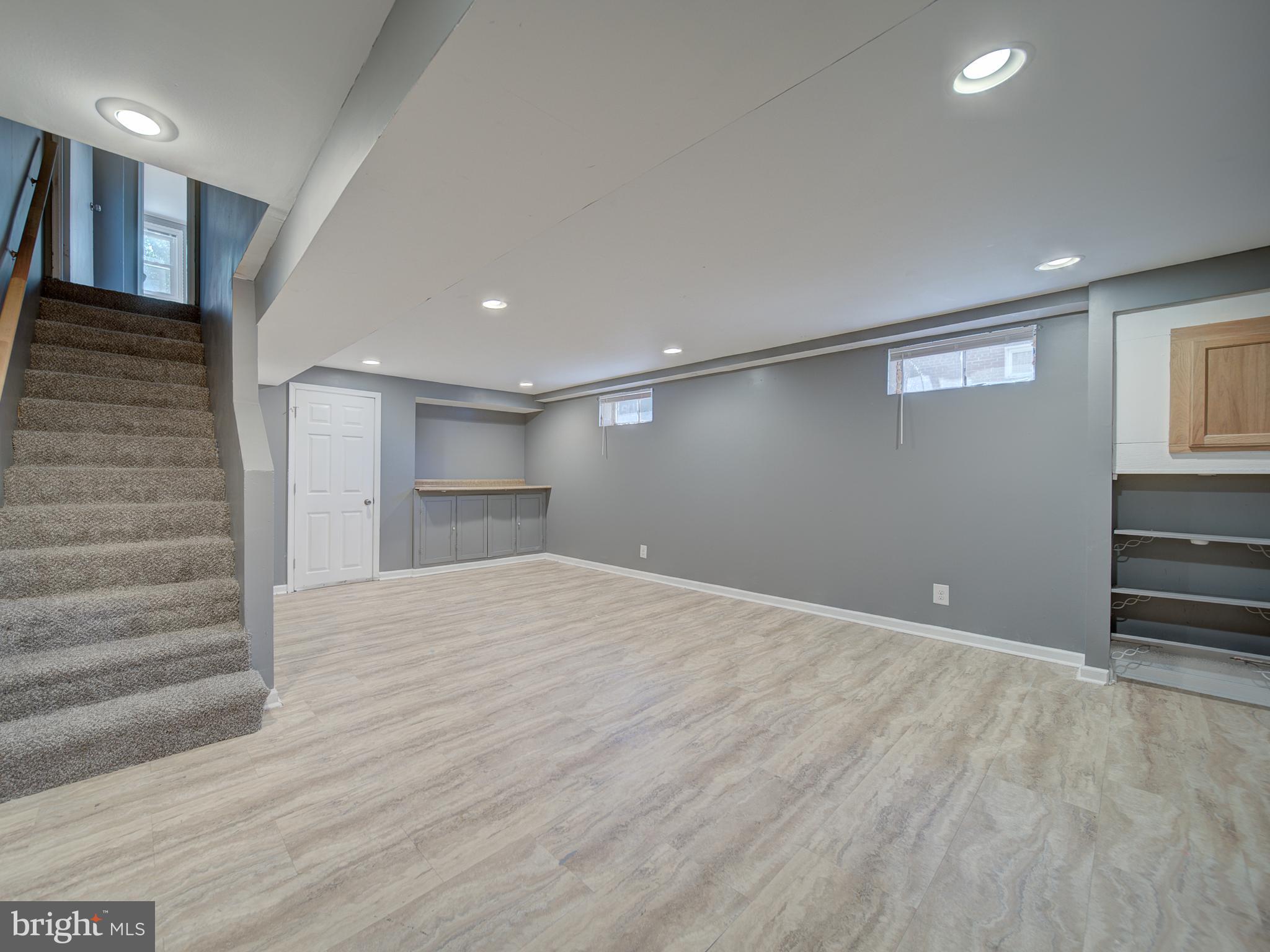 HILLCREST HEIGHTS - Residential Lease