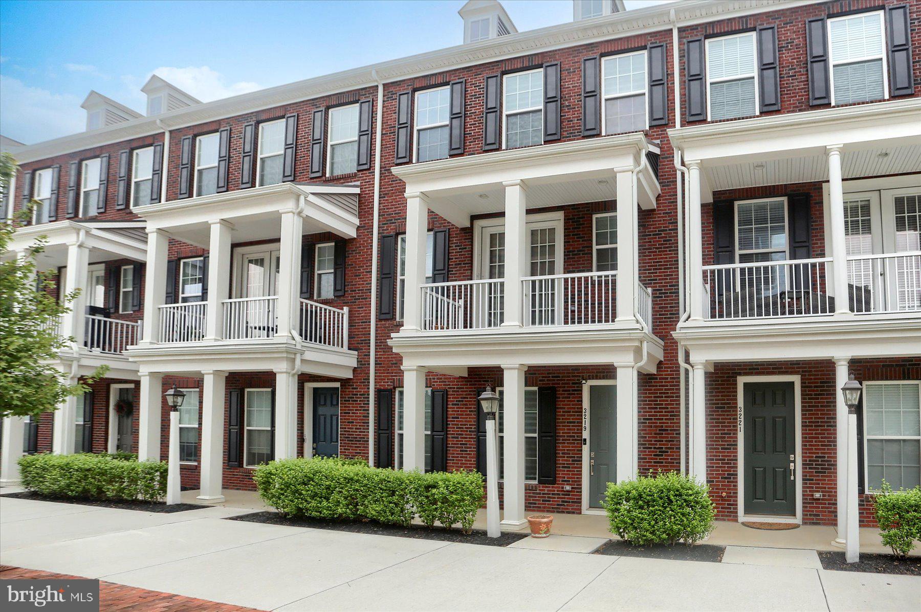 ARCONA - Residential Lease