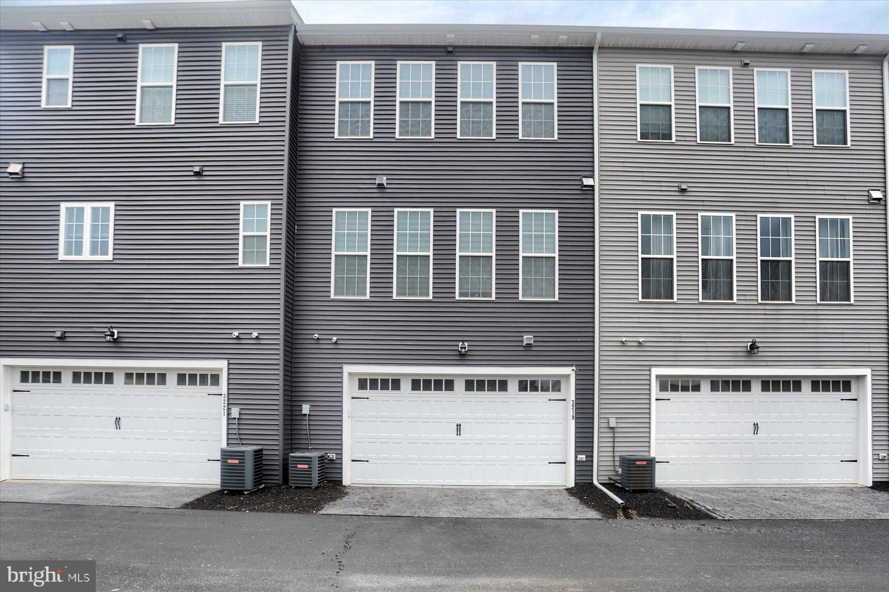 ARCONA - Residential Lease