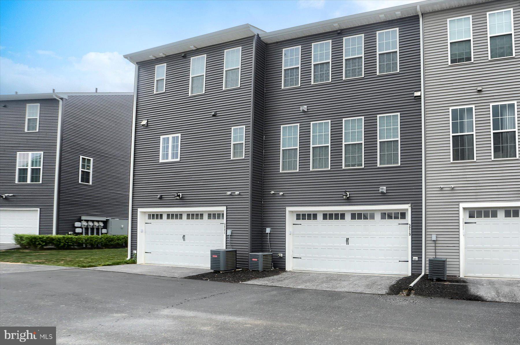 ARCONA - Residential Lease