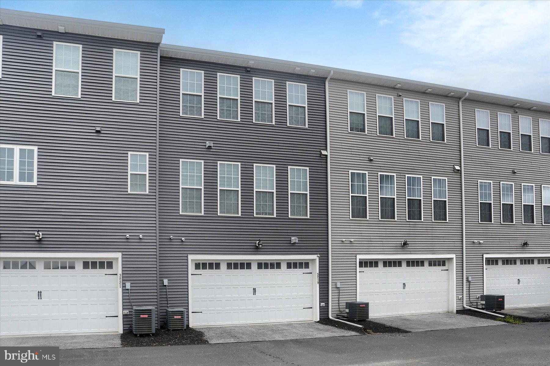 ARCONA - Residential Lease