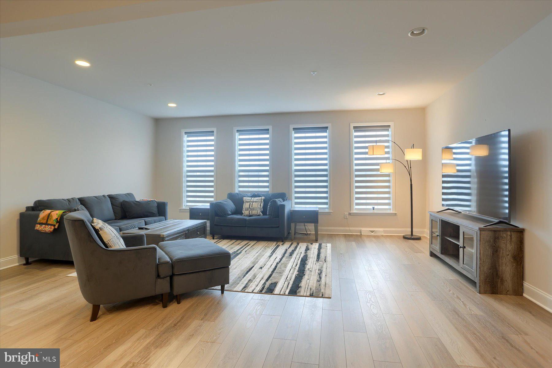 ARCONA - Residential Lease