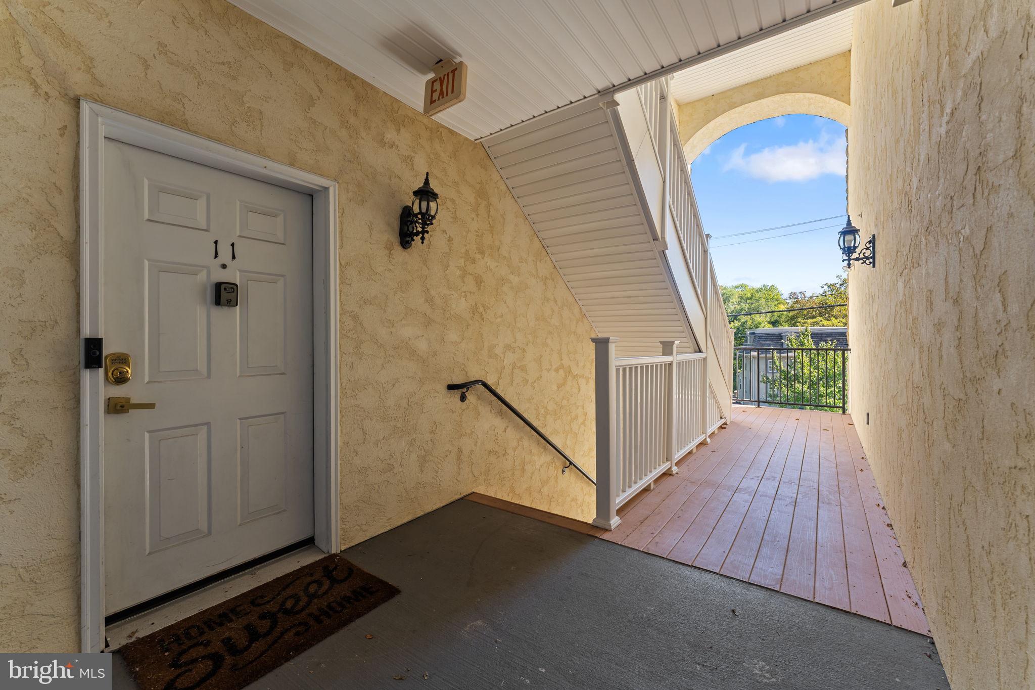 131 E 1ST AVENUE 11