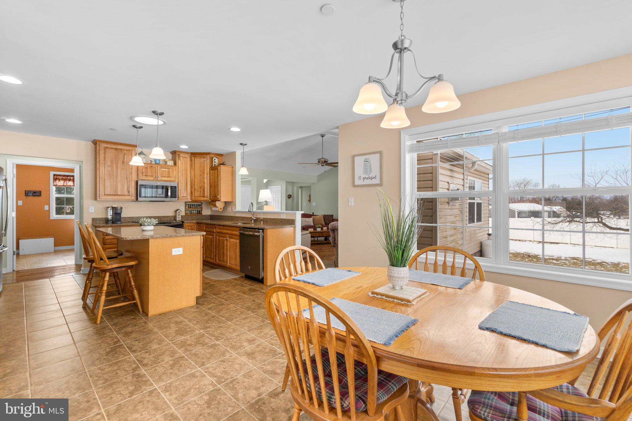 PECAN HILLS - Residential