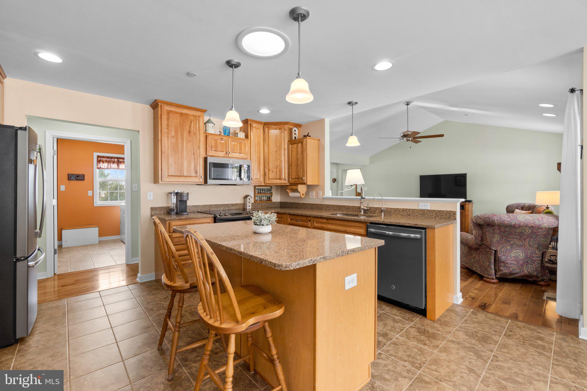 PECAN HILLS - Residential