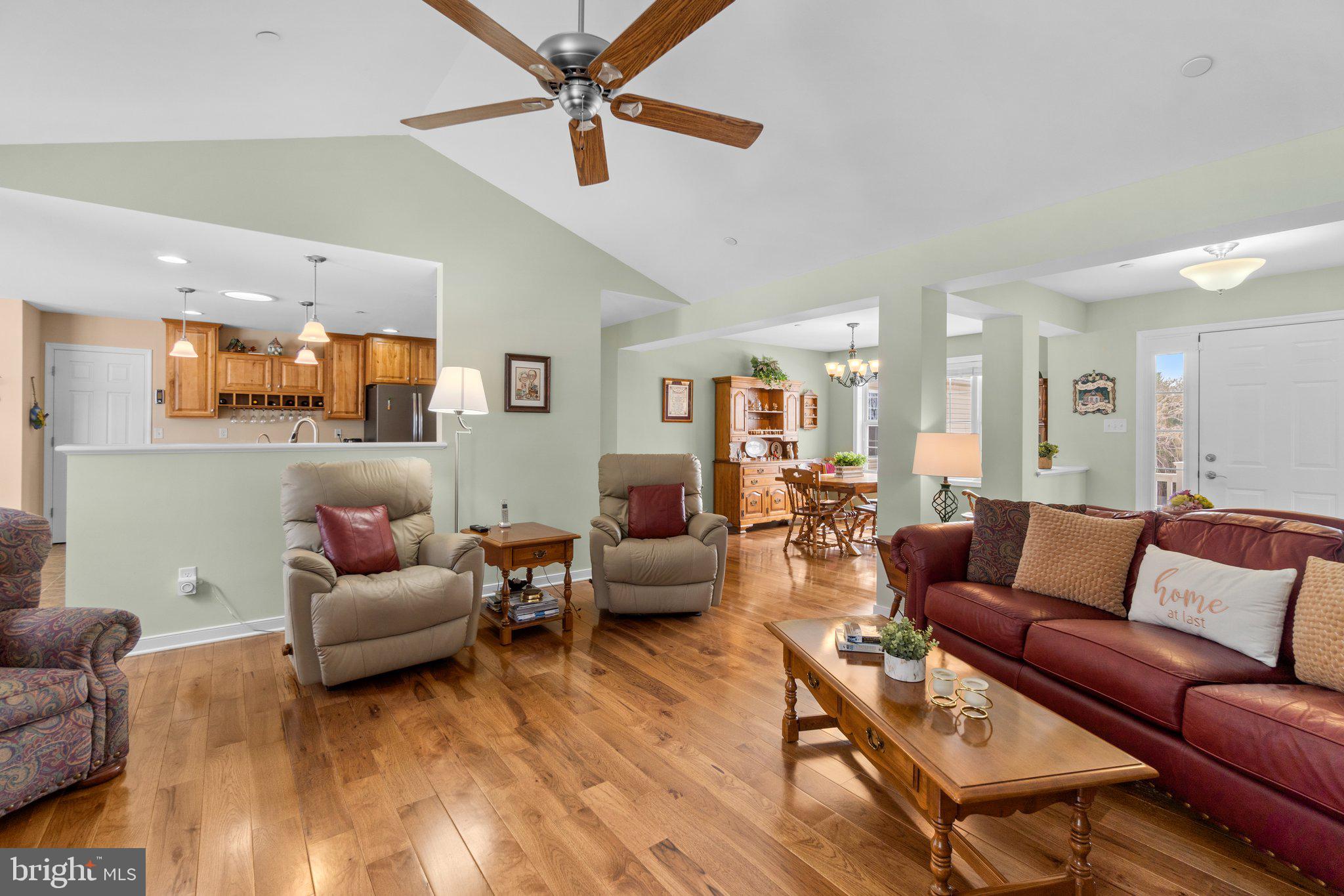 PECAN HILLS - Residential