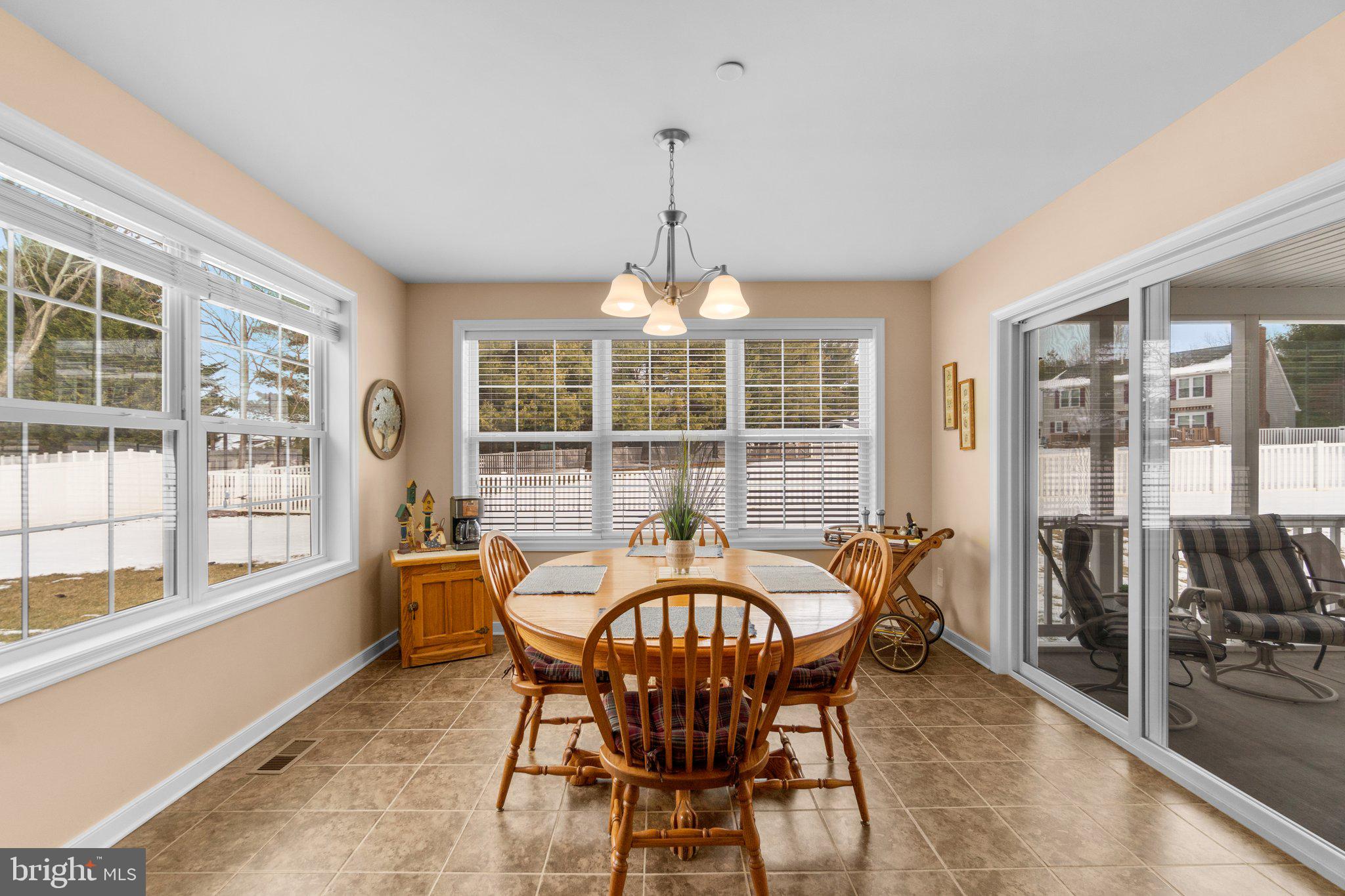 PECAN HILLS - Residential