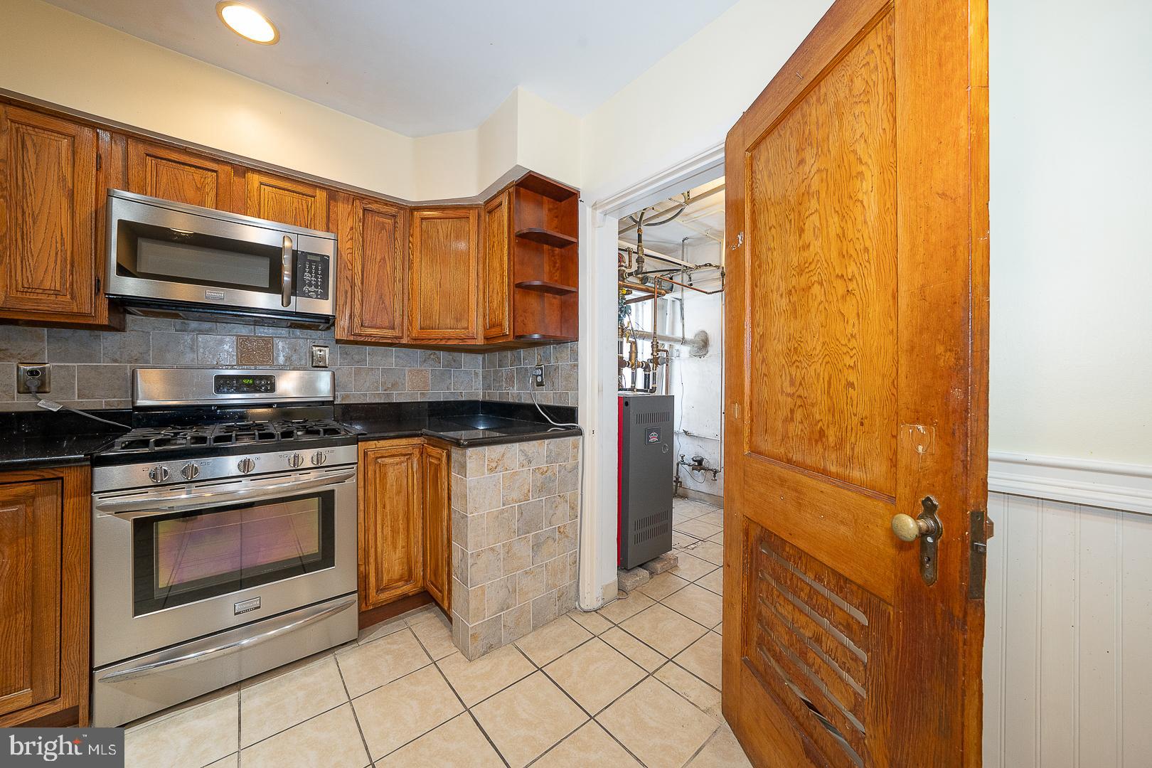 GARRETT HILL - Residential