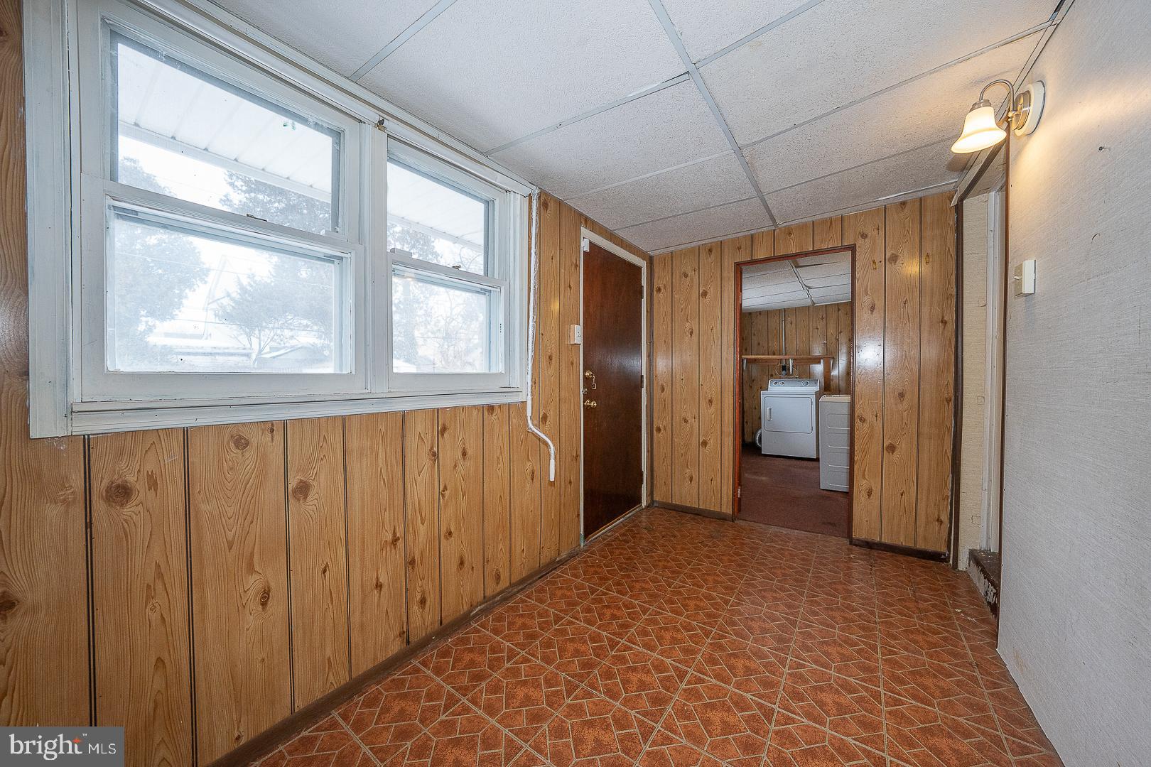 GARRETT HILL - Residential