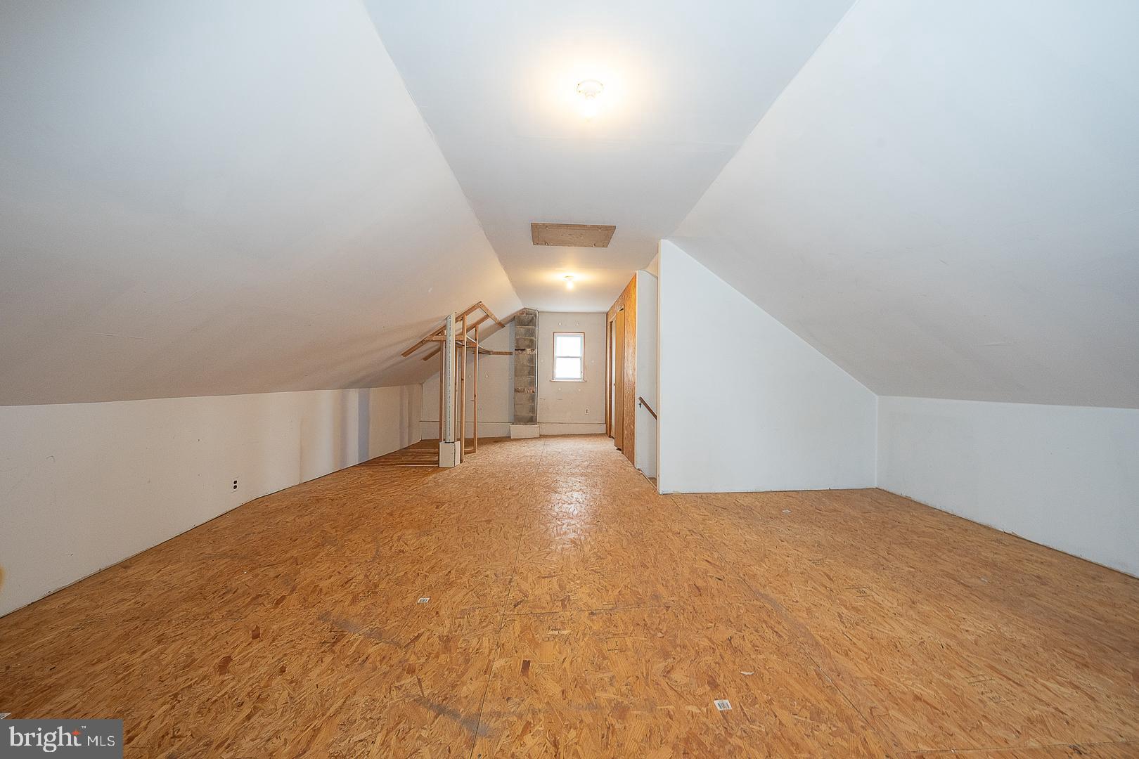 GARRETT HILL - Residential