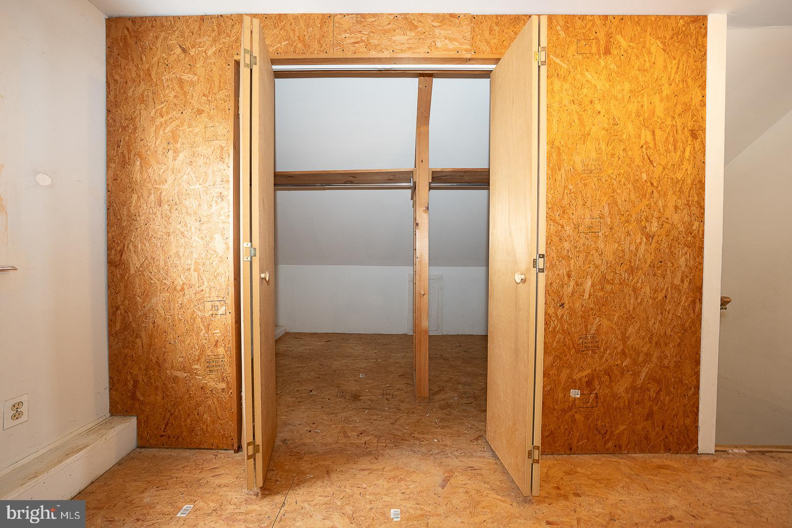 GARRETT HILL - Residential