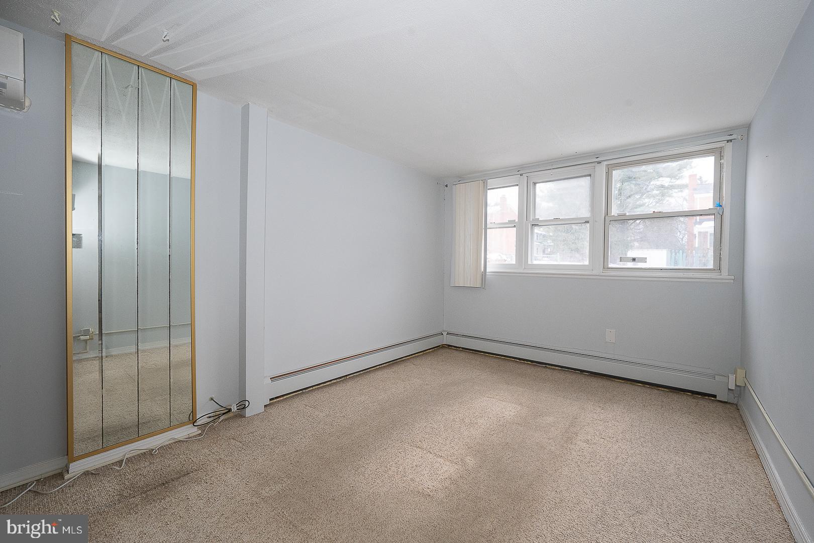 GARRETT HILL - Residential