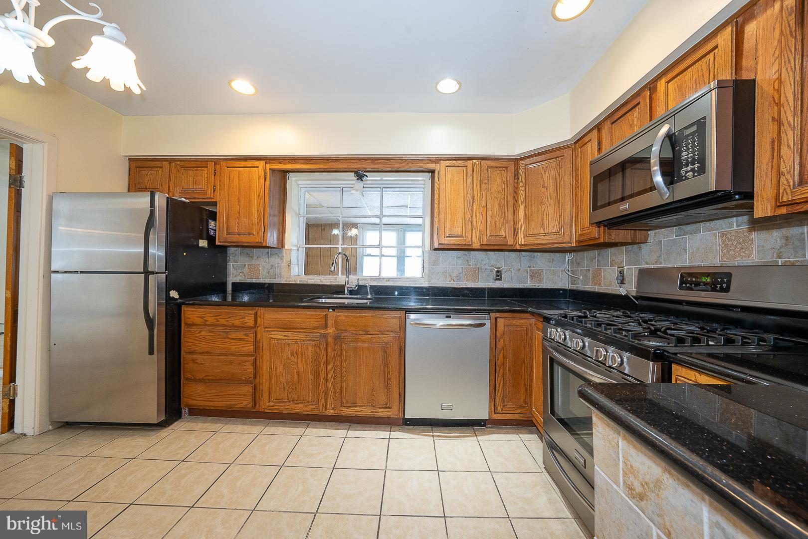 GARRETT HILL - Residential