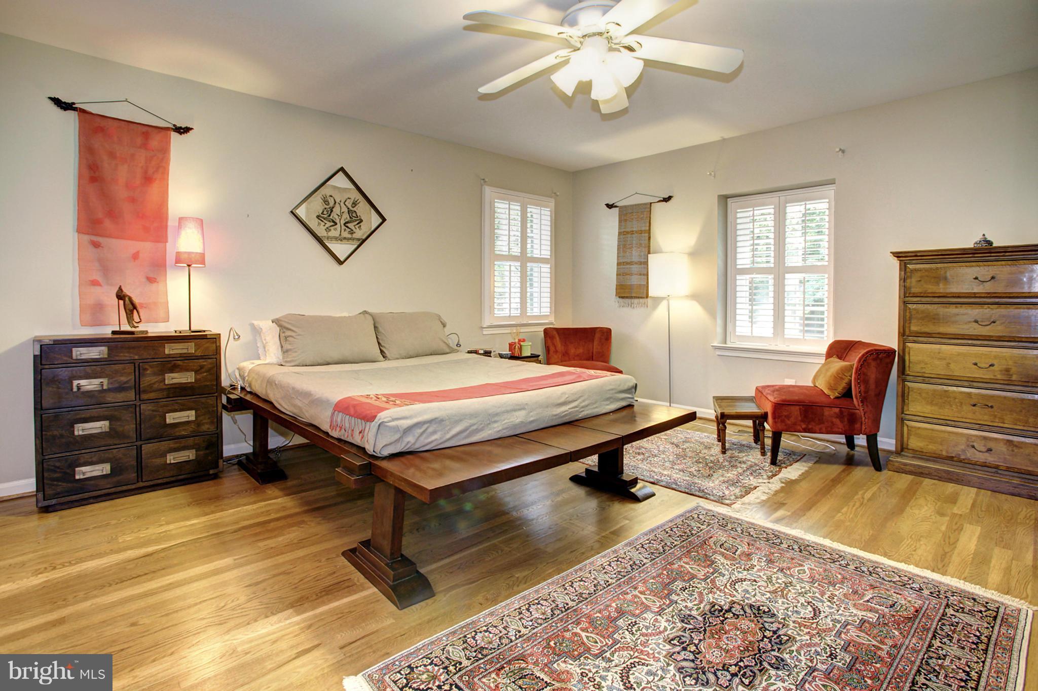 GLEN OAKS - Residential Lease