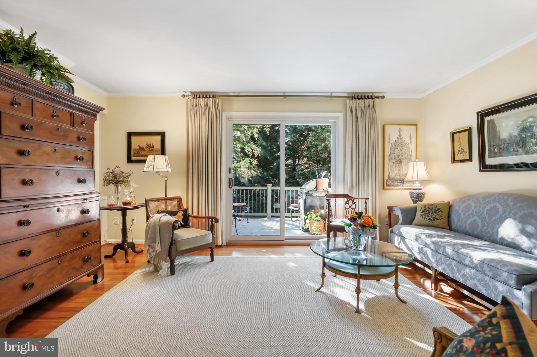 STEVENSON MEWS - Residential