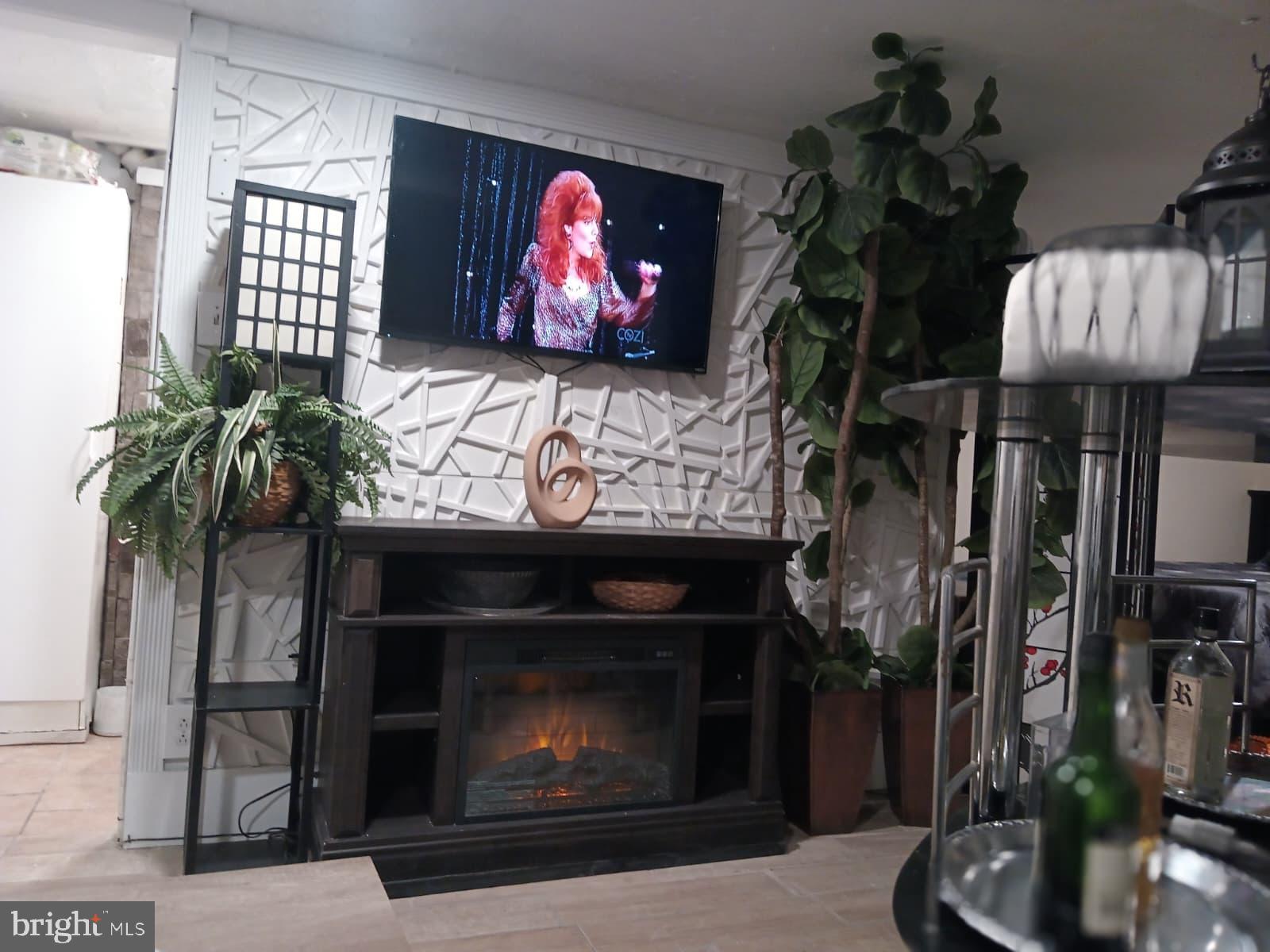 CHESTER CITY - Residential