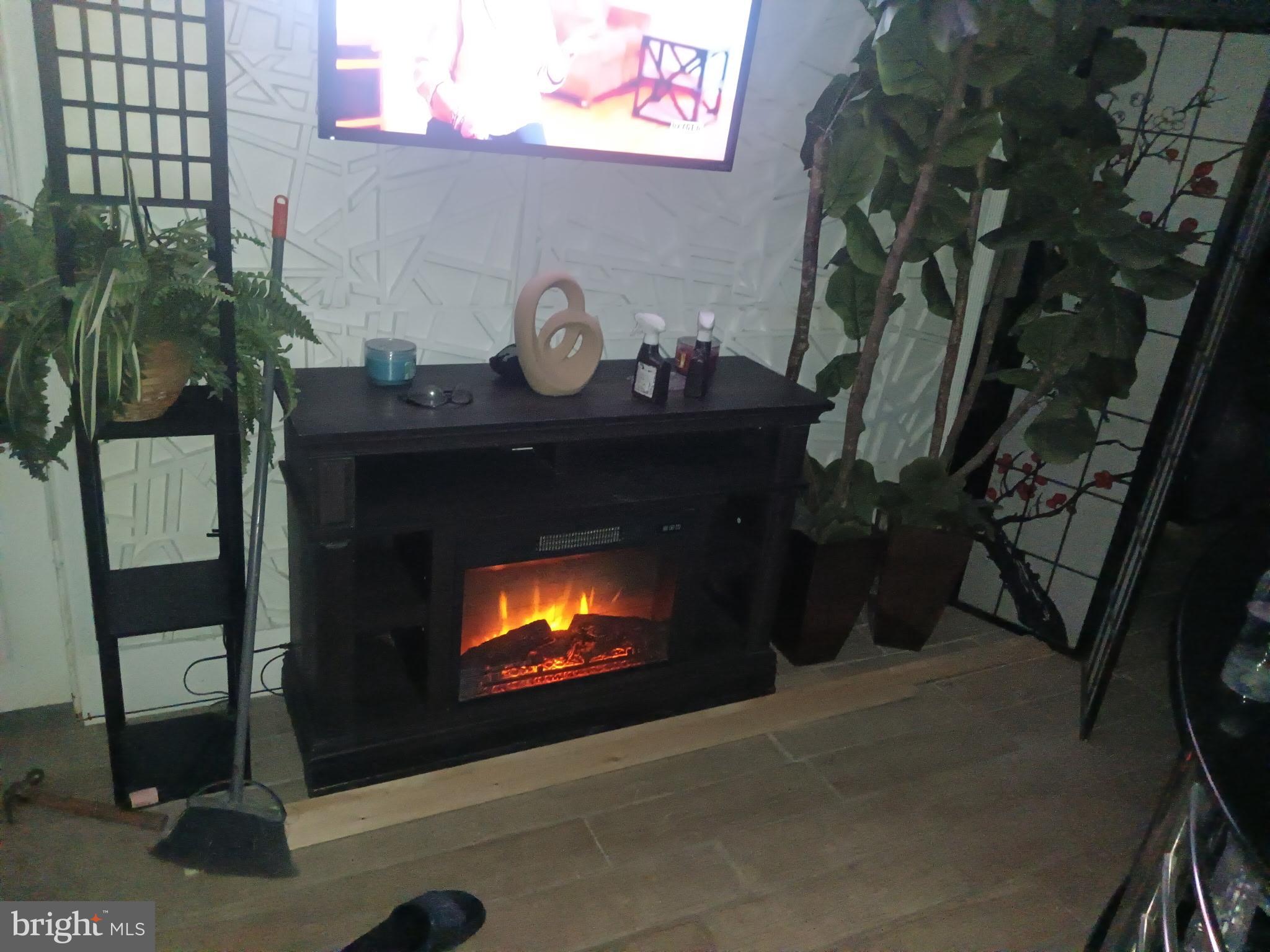 CHESTER CITY - Residential