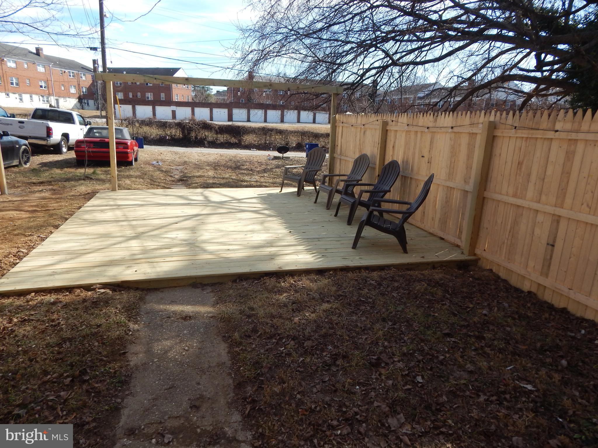 GLEN OAKS - Residential