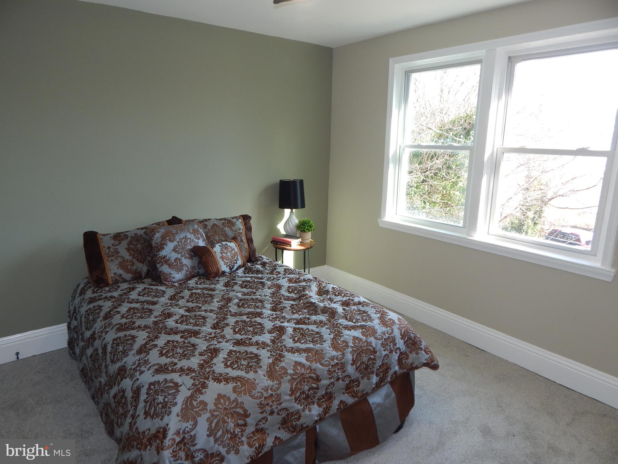 GLEN OAKS - Residential